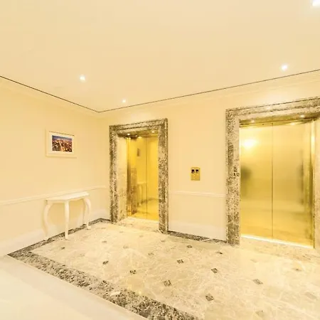 1 Room 60M2 Center Of Obolon Near River Side. 11 Floor Kyiv Exterior photo